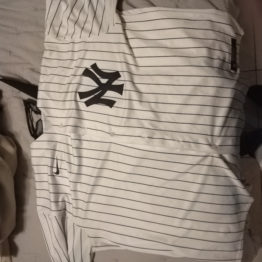 Derek Jeter jersey